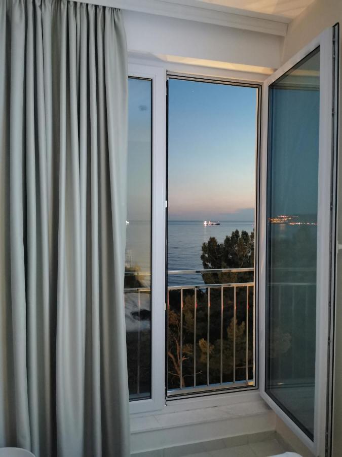 Hotel Montenino バール エクステリア 写真